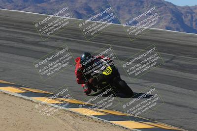 media/Mar-21-2025-CVMA Friday Practice (Fri) [[30cd4fe323]]/3-Racer 2/Session 2 (Bowl)/